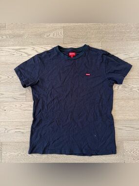 Supreme navy Small Logo Tee